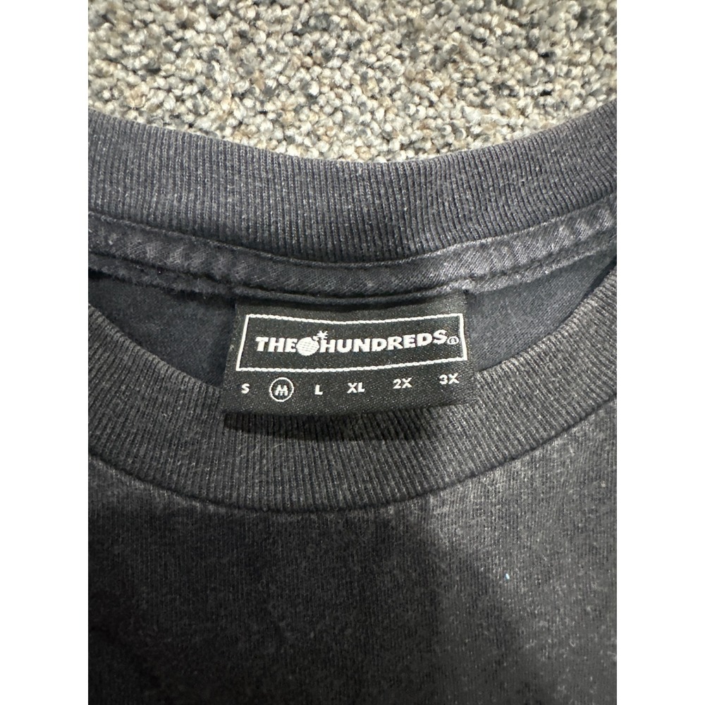 The Hundreds Mens Black Pocket T-Shirt Shield Crossed Swords Graphic Size Medium - Picture 2 of 3